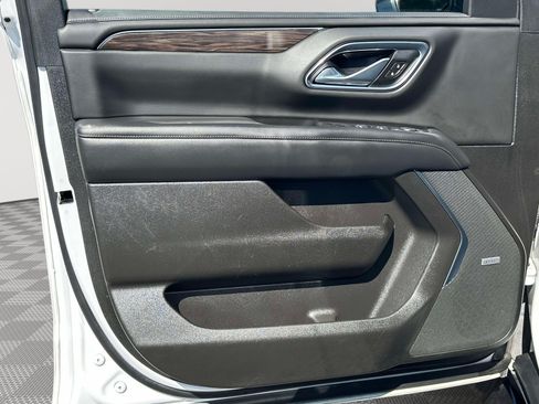 Used 2021 Chevrolet Tahoe LT AWD/4WD image 18
