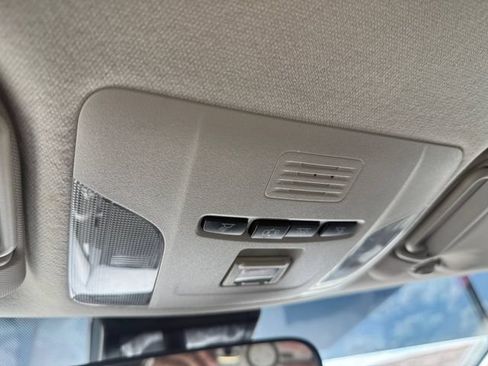 Used 2022 Toyota Corolla LE FWD image 11
