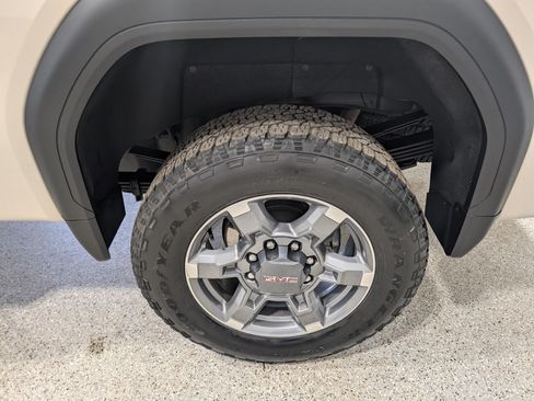 Used 2026 GMC Sierra 3500 SLE w/ SLE Value Package AWD/4WD image 11