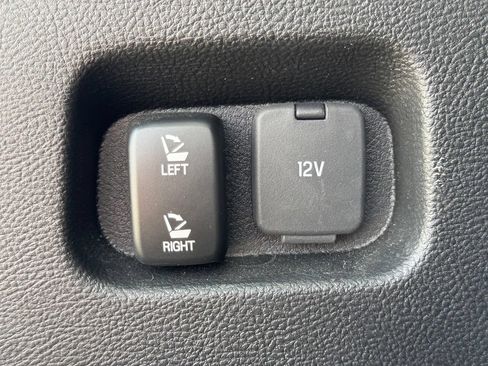 Used 2023 Ford Edge Titanium w/ Equipment Group 301A AWD/4WD image 35