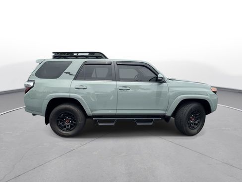 Used 2022 Toyota 4Runner TRD Off-Road Premium w/ Moonroof Package AWD/4WD image 5