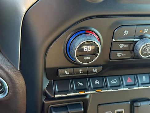 Used 2022 Chevrolet Silverado 1500 LTZ w/ LTZ Convenience Package II image 19