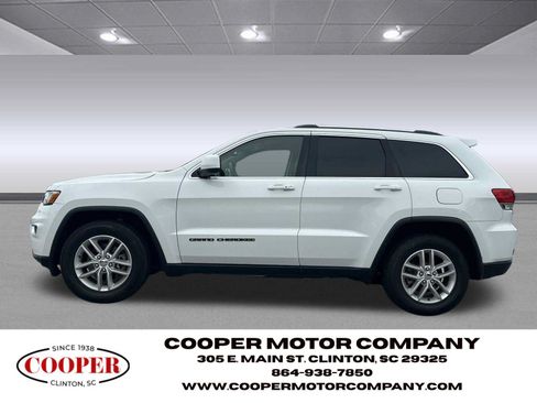 Used 2018 Jeep Grand Cherokee Laredo RWD image 4