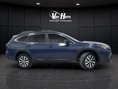 Used 2024 Subaru Outback Premium image 2