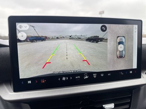 Used 2025 Ford Explorer ST-Line w/ ST-Line Street Pack image 15