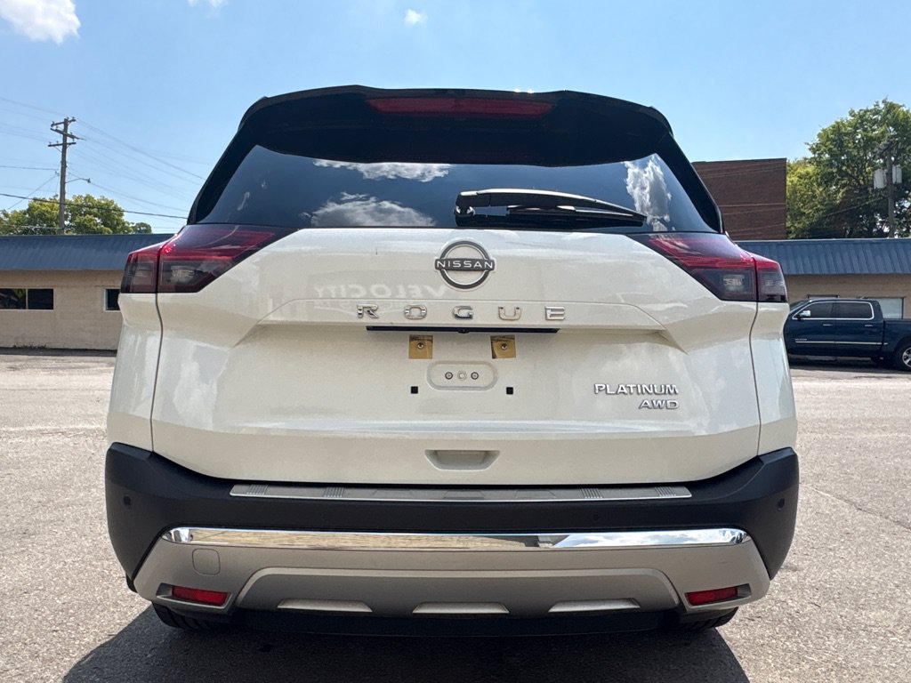 Used 2023 Nissan Rogue Platinum w/ Platinum Premium Package AWD/4WD image 5