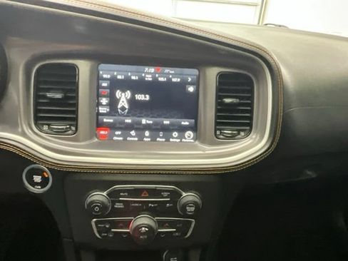 Used 2022 Dodge Charger Scat Pack RWD image 11