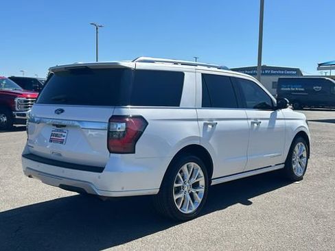 Certified 2018 Ford Expedition Platinum AWD/4WD image 3
