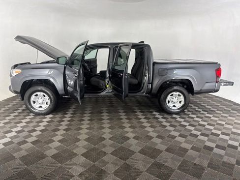 Used 2023 Toyota Tacoma SR AWD/4WD image 9