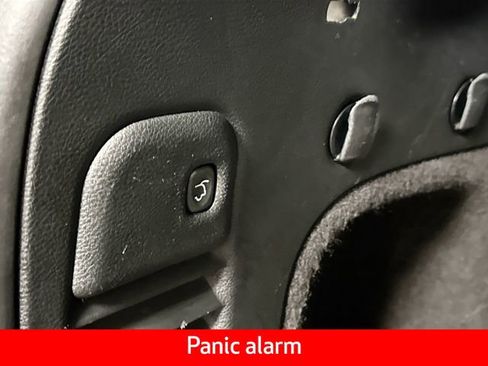 Used 2018 Jeep Grand Cherokee Altitude image 29