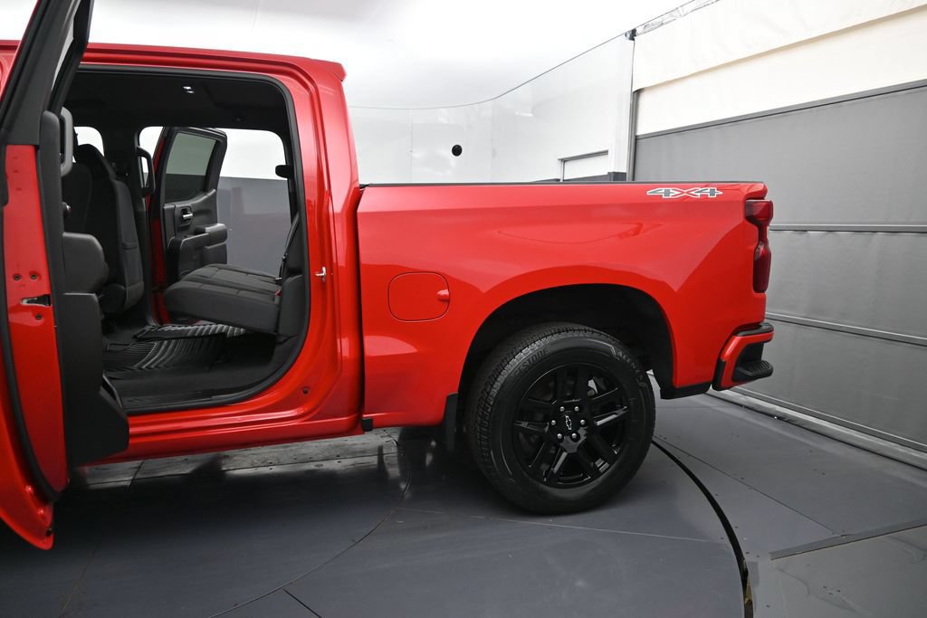 Certified 2024 Chevrolet Silverado 1500 Custom w/ LPO, Dark Essentials Package AWD/4WD image 12
