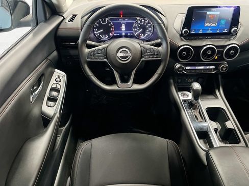 Used 2025 Nissan Sentra SR FWD image 21