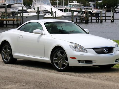 Used 2008 Lexus SC 430 Convertible image 4