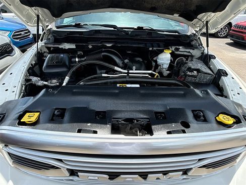 Used 2018 RAM 1500 Limited image 33