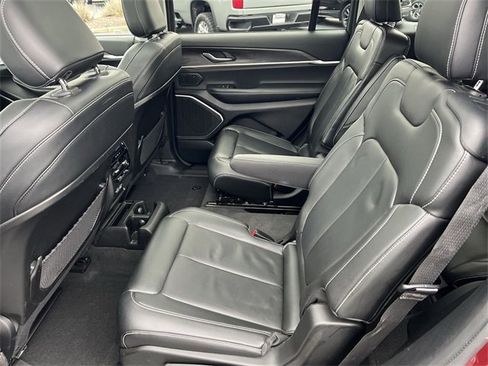 Used 2021 Jeep Grand Cherokee L Limited image 24