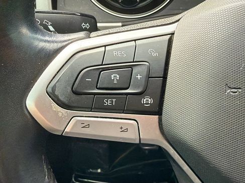 Used 2021 Volkswagen Atlas SE w/ Panoramic Sunroof Package AWD/4WD image 37