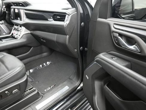 Used 2022 GMC Yukon Denali AWD/4WD image 28