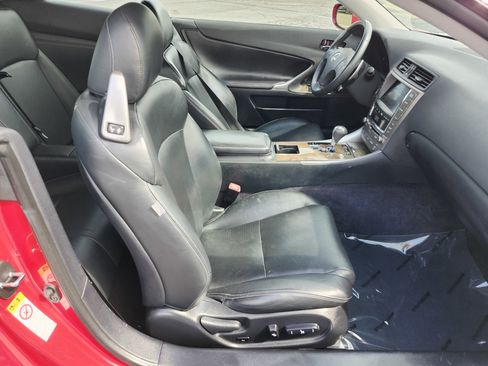 Used 2010 Lexus IS 350C image 24