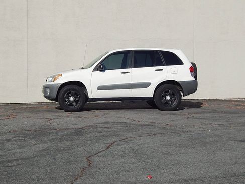 Used 2001 Toyota RAV4 2WD image 6