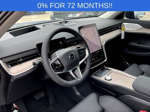 New 2025 Volvo EX90 Ultra image 19