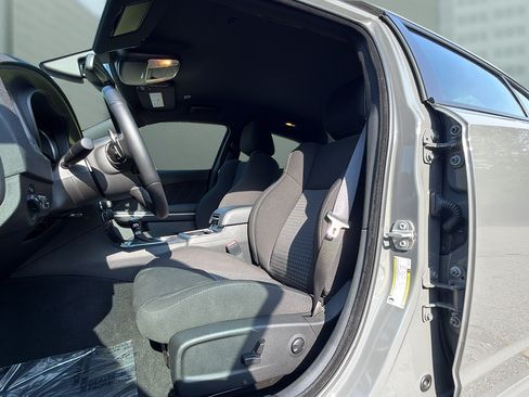 Used 2023 Dodge Charger Scat Pack RWD image 17