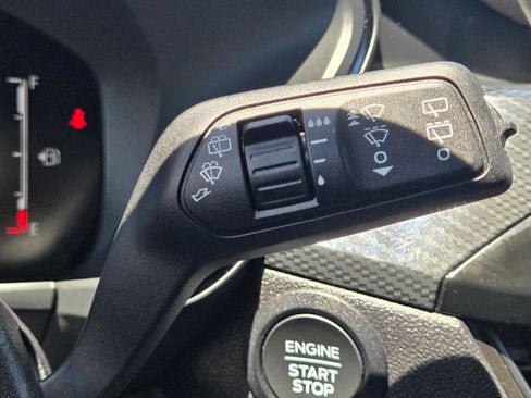 Used 2025 Ford Escape ST-Line AWD/4WD image 24