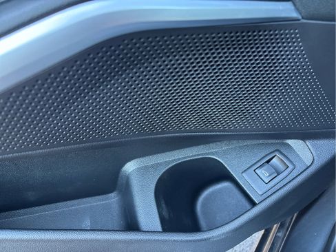 Used 2019 BMW 330i xDrive Sedan w/ Convenience Package image 29