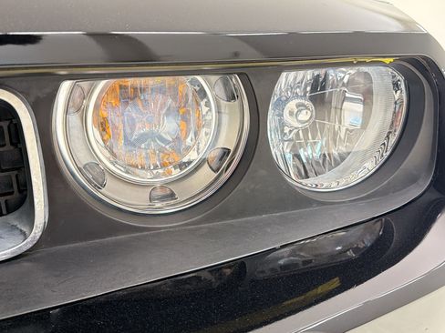 Used 2013 Dodge Challenger SXT Plus RWD image 11