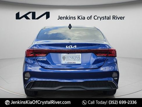 Used 2024 Kia Forte LXS w/ LXS Technology Package FWD image 8