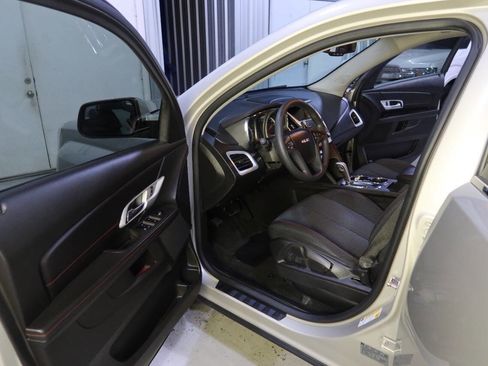 Used 2013 GMC Terrain SLE image 18