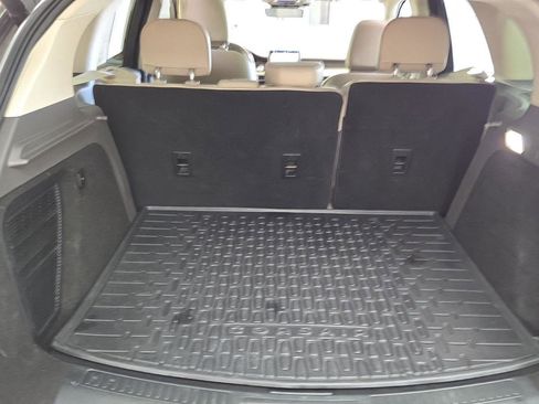 Used 2021 Lincoln Corsair Reserve w/ Equipment Group 201A image 15