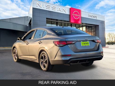 Used 2025 Nissan Sentra SV image 7