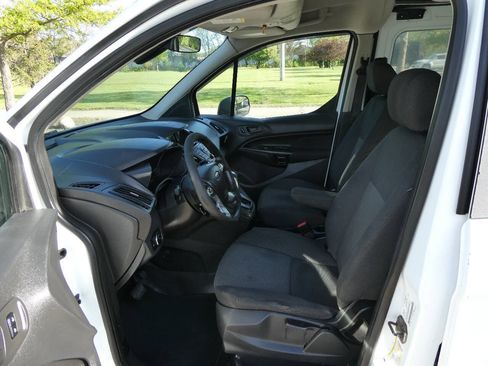 Used 2016 Ford Transit Connect XL FWD image 9