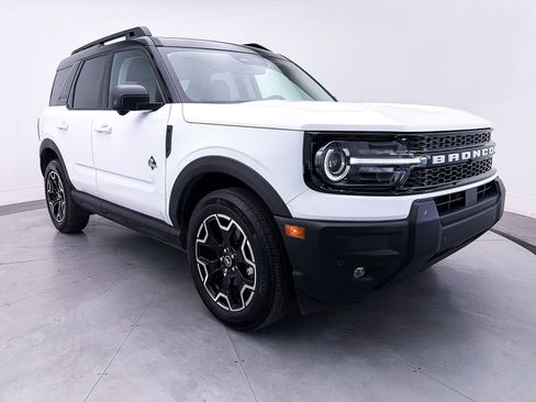 Used 2025 Ford Bronco Sport Outer Banks w/ Outer Banks Tech Package+ AWD/4WD image 10