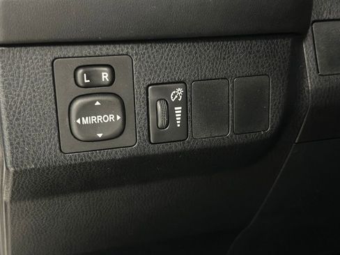 Used 2016 Toyota RAV4 LE image 16