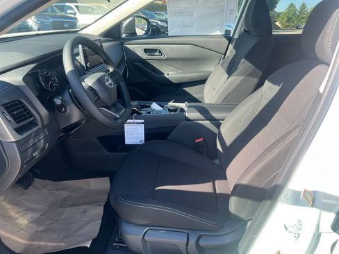 Used 2026 Nissan Rogue S AWD/4WD image 11