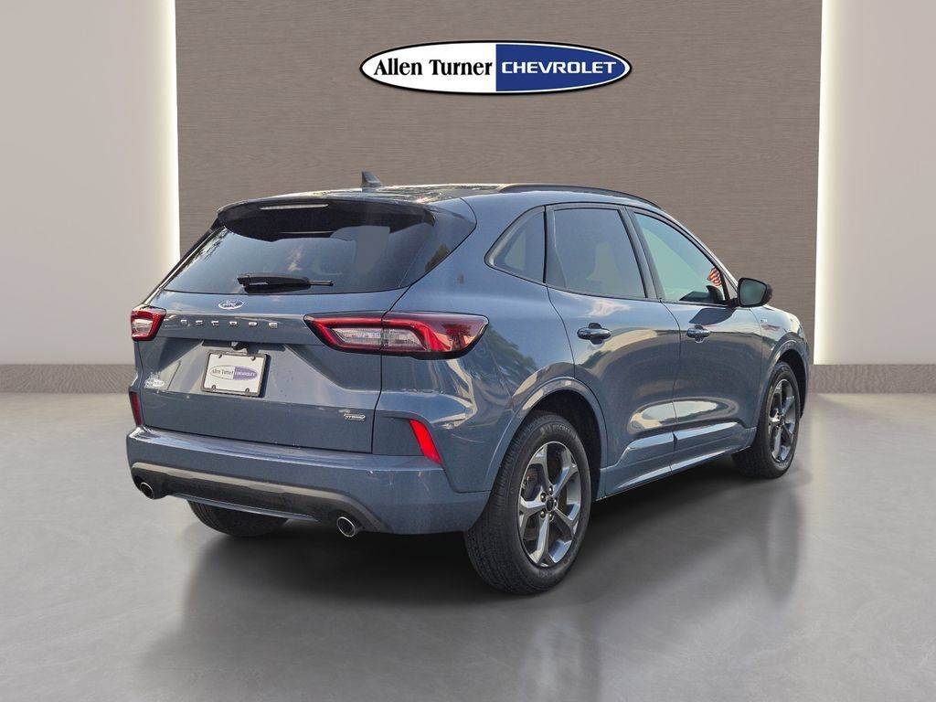 Used 2024 Ford Escape ST-Line w/ Equipment Group 301A FWD image 7