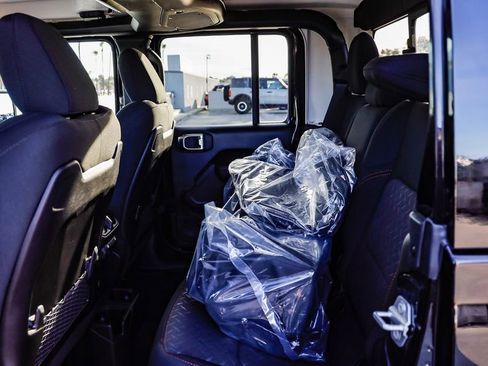 New 2026 Jeep Gladiator Mojave image 23