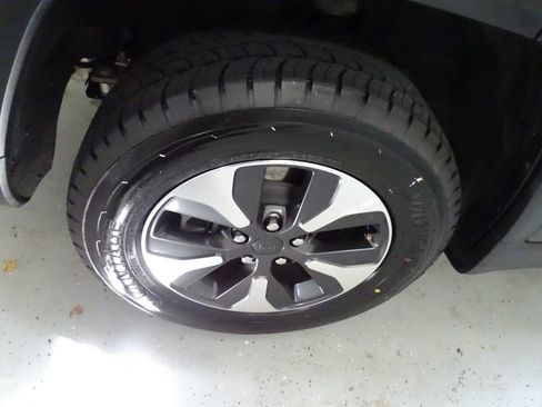 Certified 2024 Jeep Grand Cherokee Limited 4xe w/ Trailer Tow Package AWD/4WD image 32