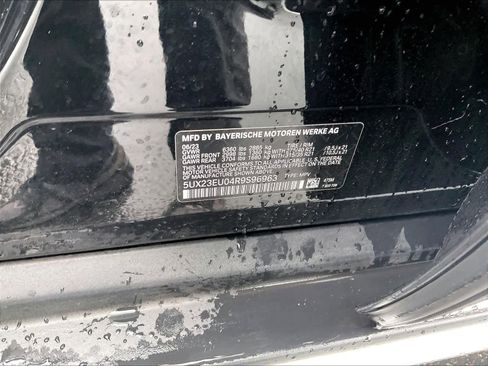 Used 2024 BMW X5 xDrive40i w/ Premium Package image 31