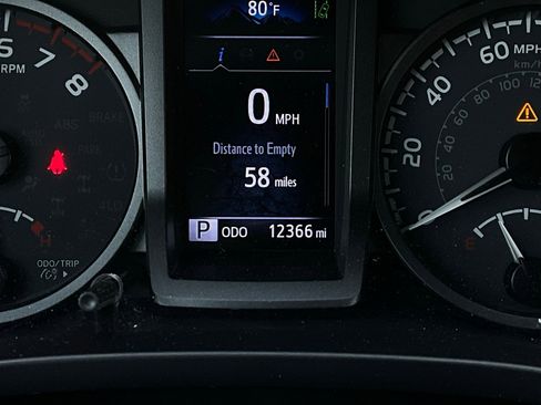 Used 2023 Toyota Tacoma TRD Off-Road image 38