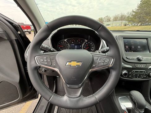 Certified 2024 Chevrolet Equinox LT w/ LPO, Floor Liner Package FWD image 18