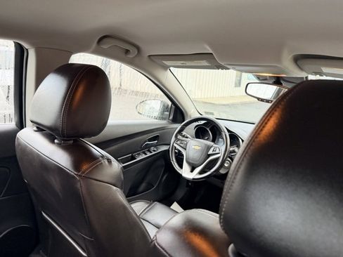 Used 2015 Chevrolet Cruze LT image 30