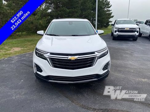 Used 2024 Chevrolet Equinox LT w/ LPO, Floor Liner Package FWD image 10