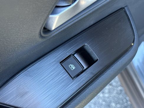 New 2026 Nissan Kicks SV image 31