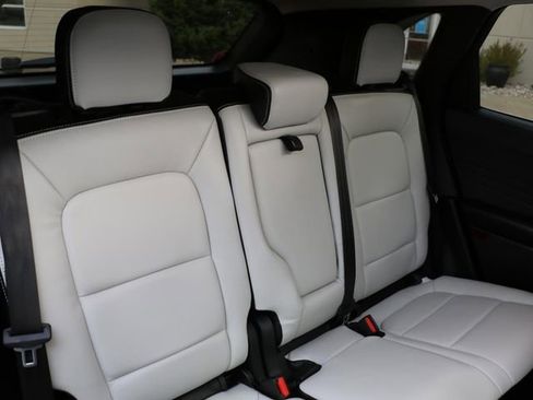 Used 2024 Ford Escape Platinum FWD image 12