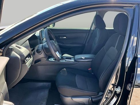 Used 2020 Nissan Sentra SV FWD image 8