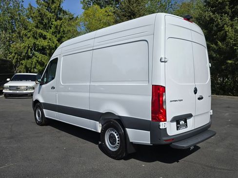 New 2025 Mercedes-Benz Sprinter 2500 image 4