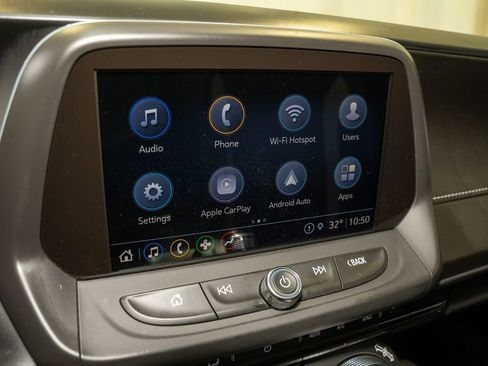 Used 2021 Chevrolet Camaro SS image 16