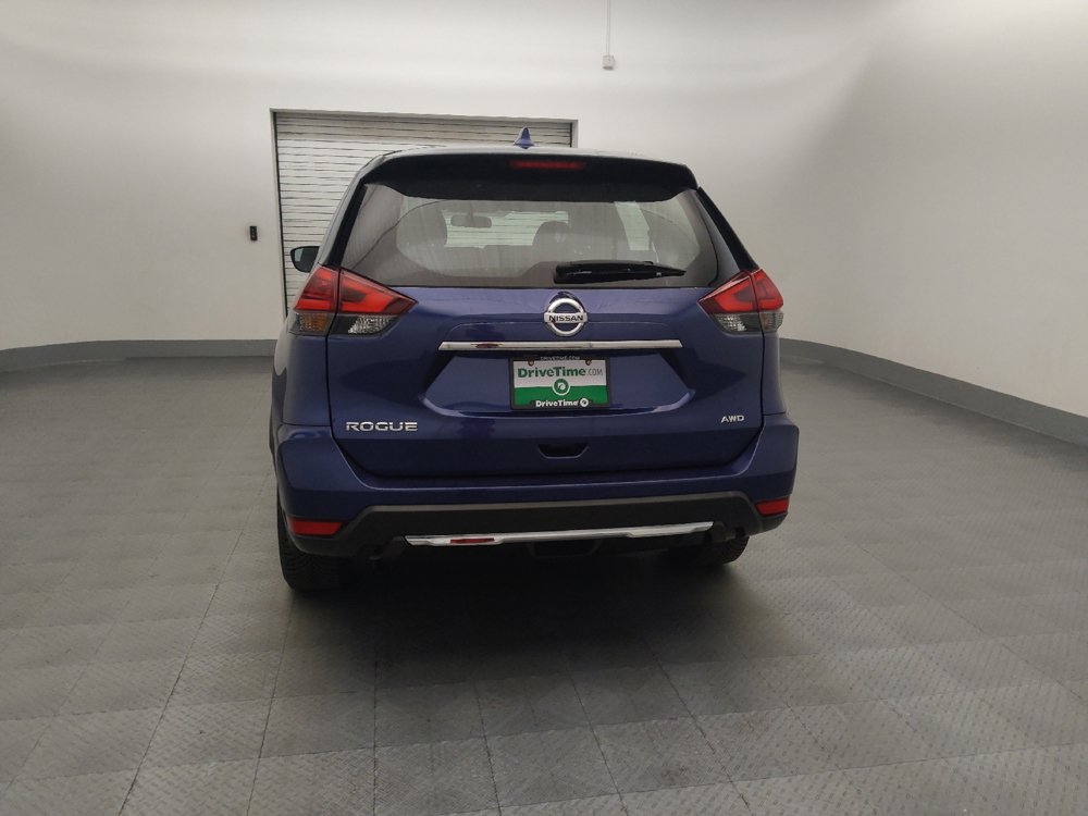 Used 2018 Nissan Rogue S AWD/4WD image 6